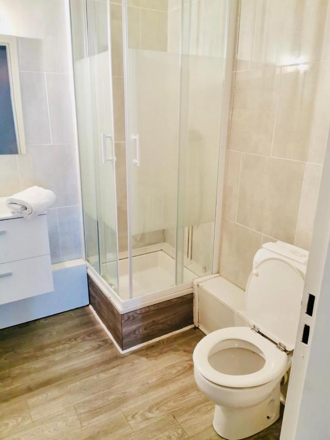 Smart Rent Aparts Les Studiantes ليل المظهر الخارجي الصورة