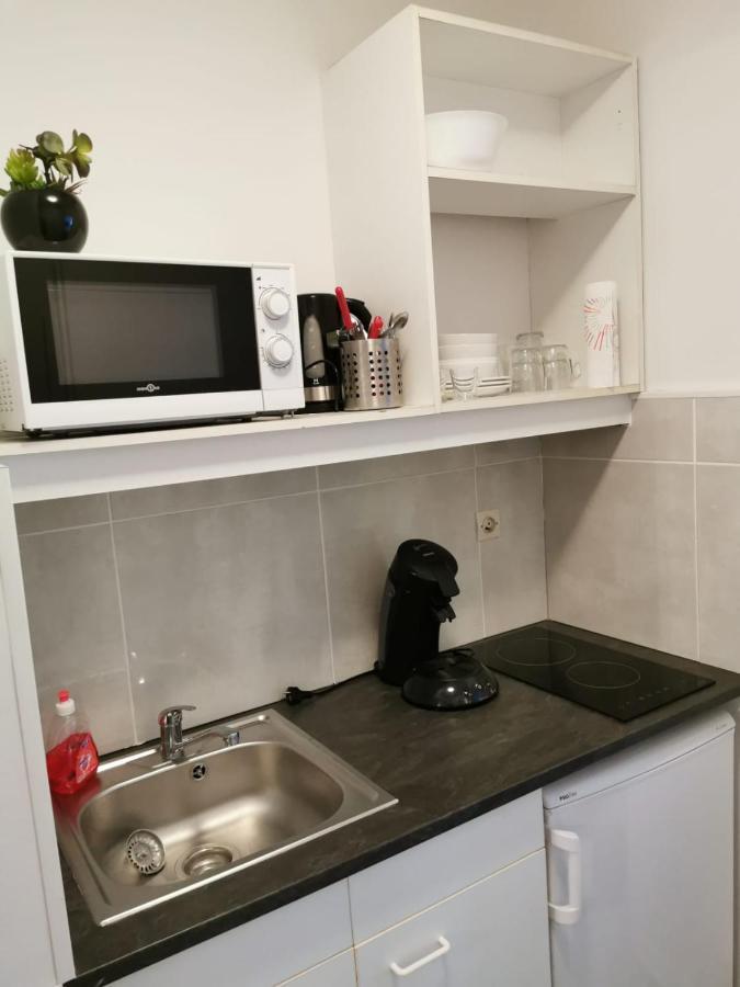Smart Rent Aparts Les Studiantes ليل المظهر الخارجي الصورة