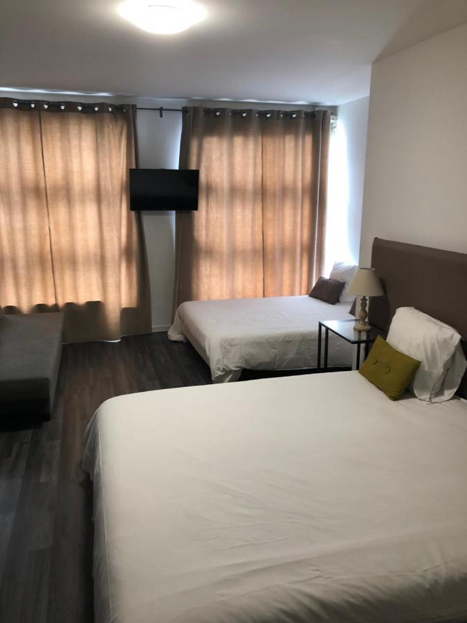 Smart Rent Aparts Les Studiantes ليل المظهر الخارجي الصورة
